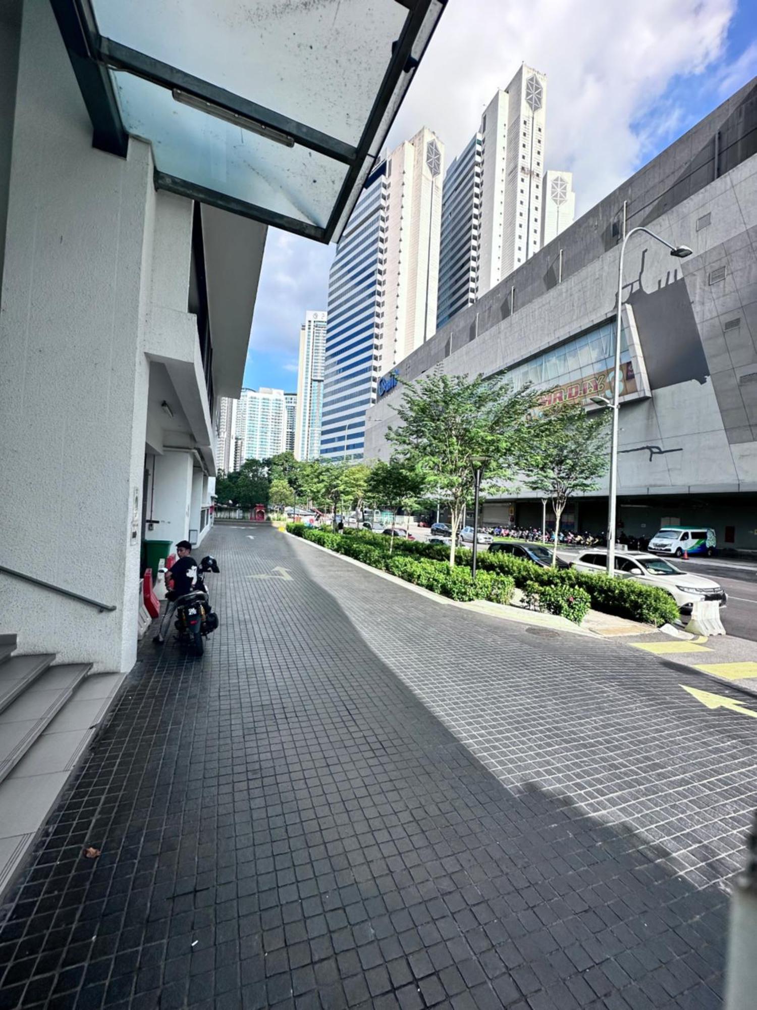 The Luxe Infinitum Klcc By Sahara Apartment Kuala Lumpur Exterior photo